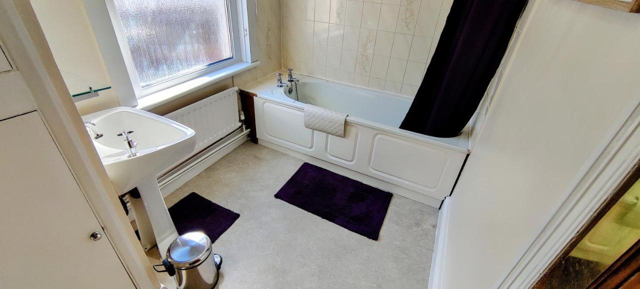 Rhubarb Terrace On The Coast - Sleeps 1-6 Vila Colwyn Bay Exterior foto
