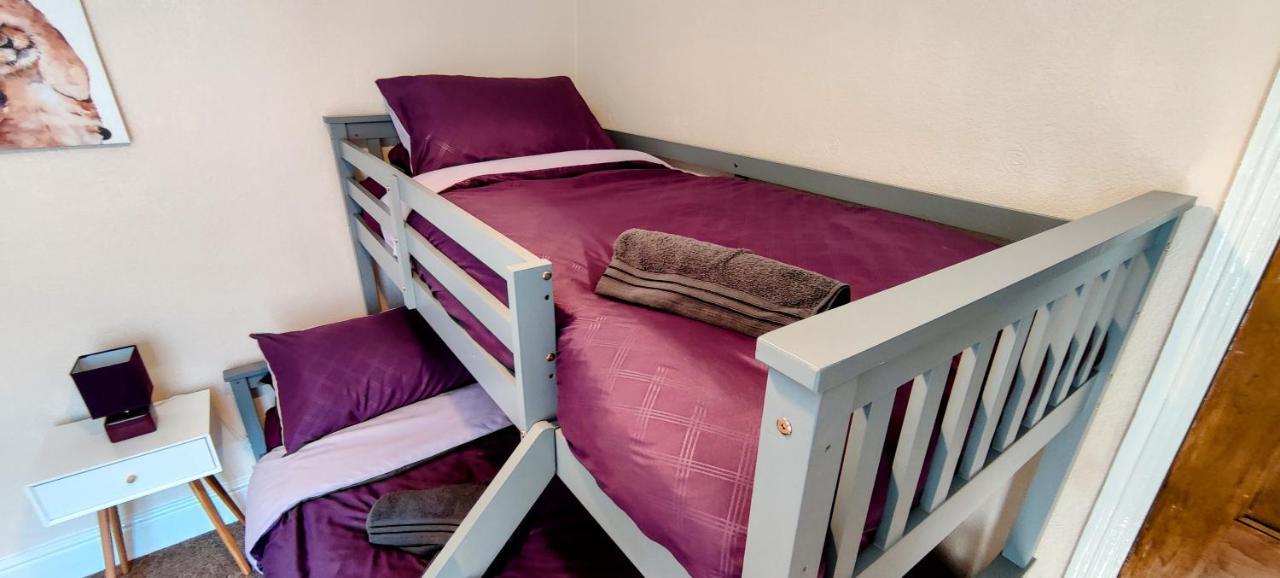 Rhubarb Terrace On The Coast - Sleeps 1-6 Vila Colwyn Bay Exterior foto